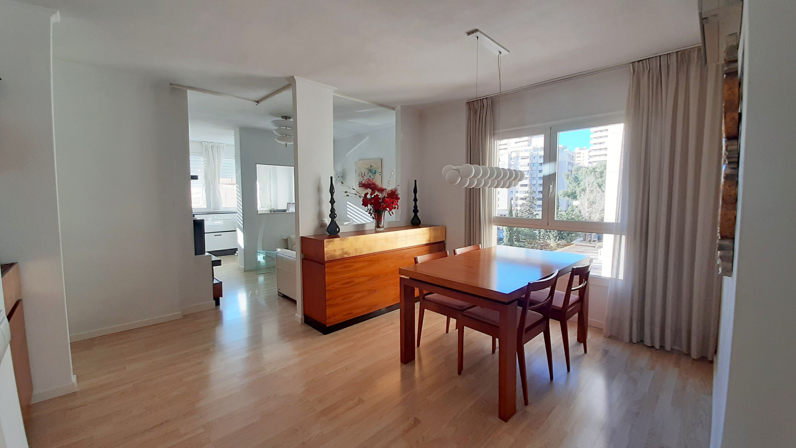 01_1613f3ce-f59f-4403-a146-dff483a08204