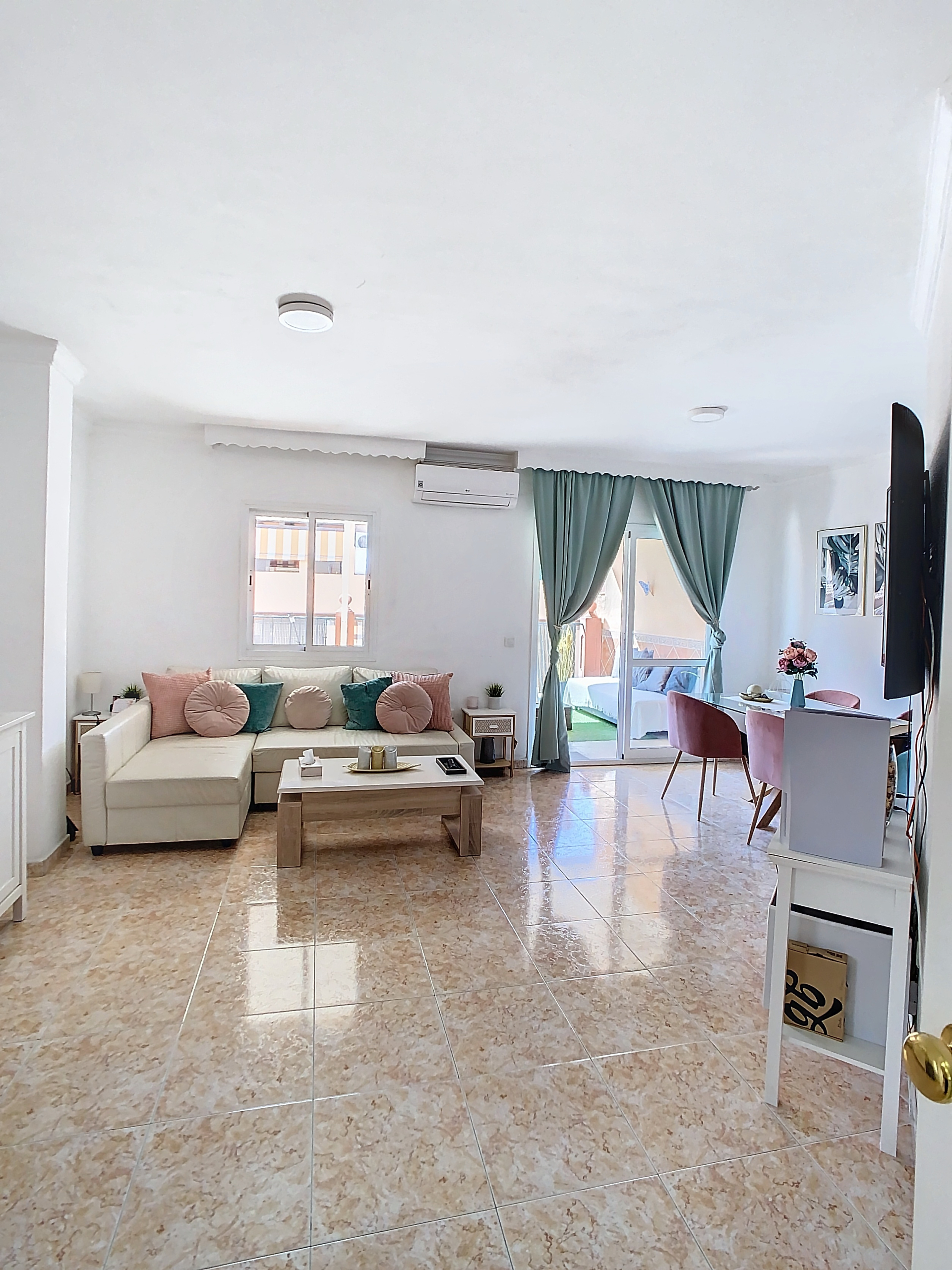 06_ef1c6ff1-2d63-4e40-8f04-47a5632d1ca7