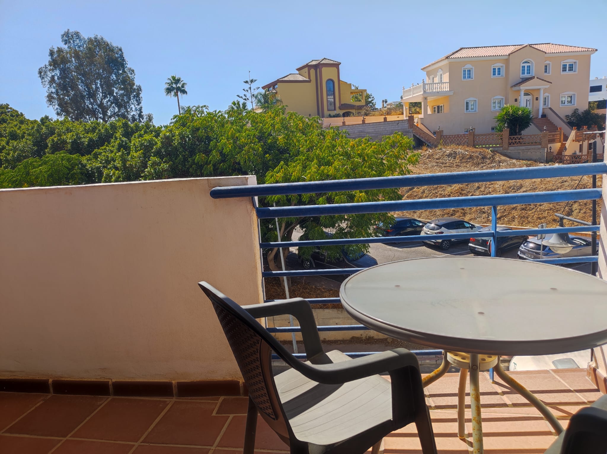 10_b1ec8b12-3337-439e-92f6-42475521a3ef