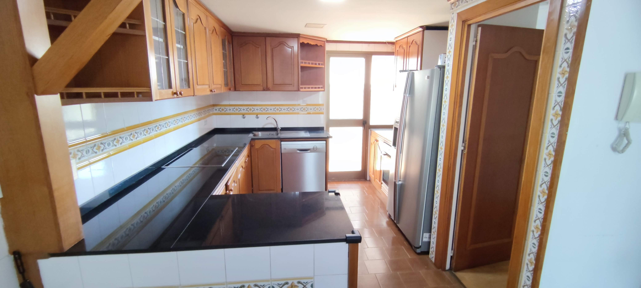 11_7476d8df-55de-4fe7-99c3-a9b62fc21d2e