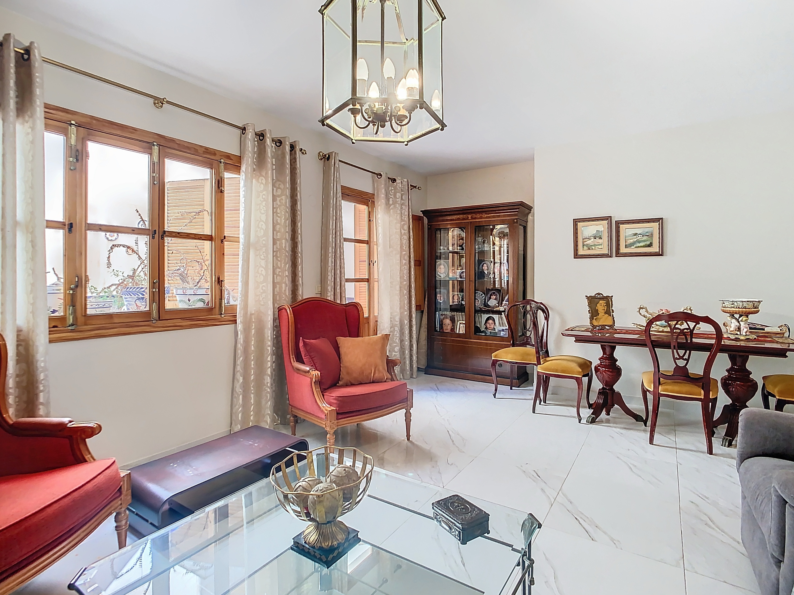 12-bajo-salon-3-jpg_a3ae8095-864a-487e-bc4d-b5e09f77a8f9