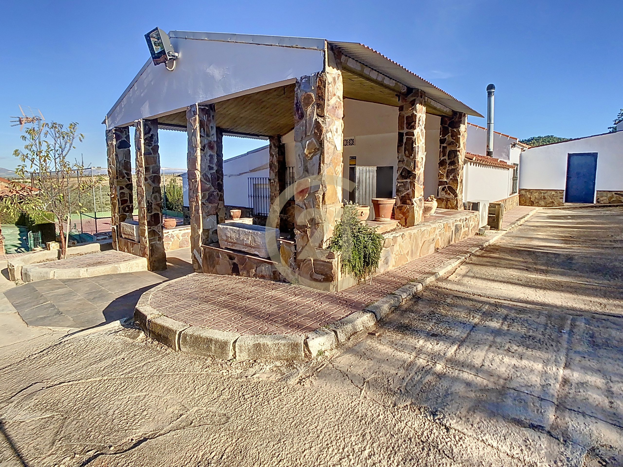 1_c61f9229-6d57-40cf-aeec-0ef7a2a761d9