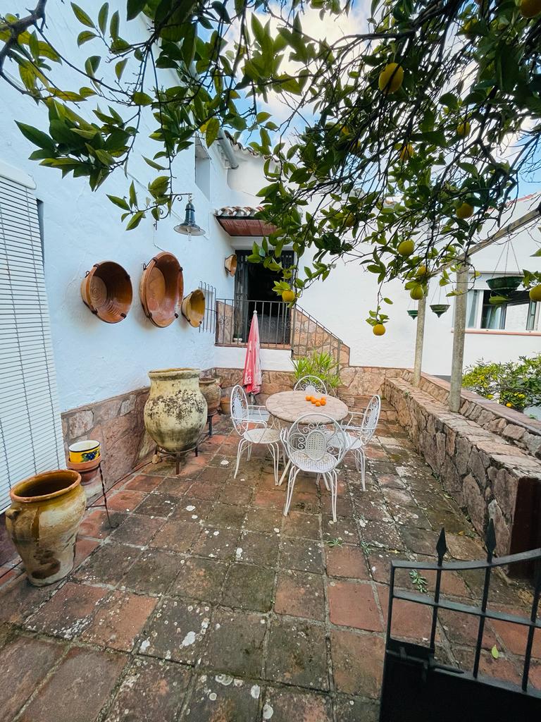 30-5fe0d537-b51e-4332-a78b-6471e0085788_6d885d7d-772d-4fa6-83c7-0ede44fdbe52