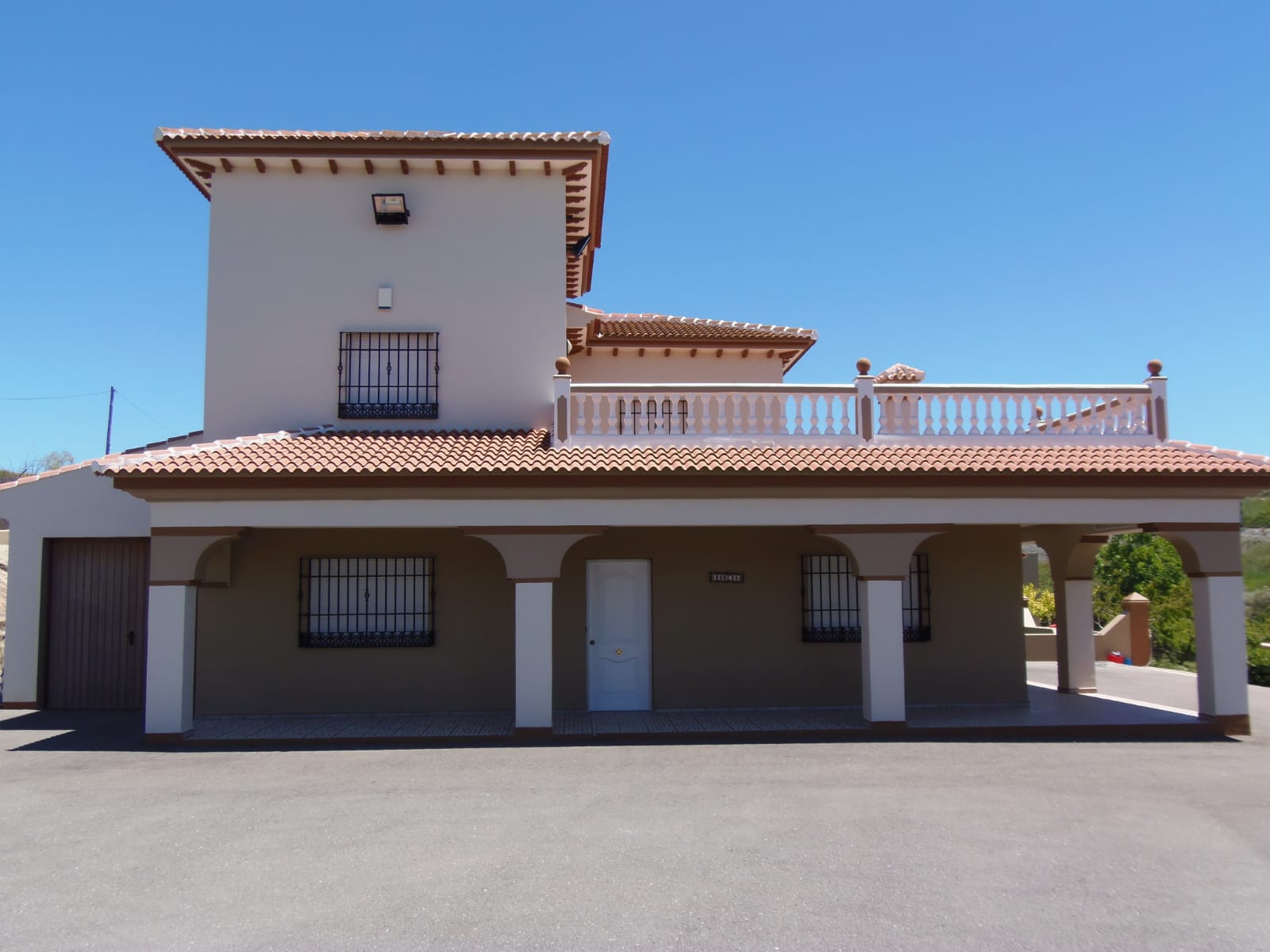 37_b04ea693-adc0-4473-8223-69dab65bbd5b