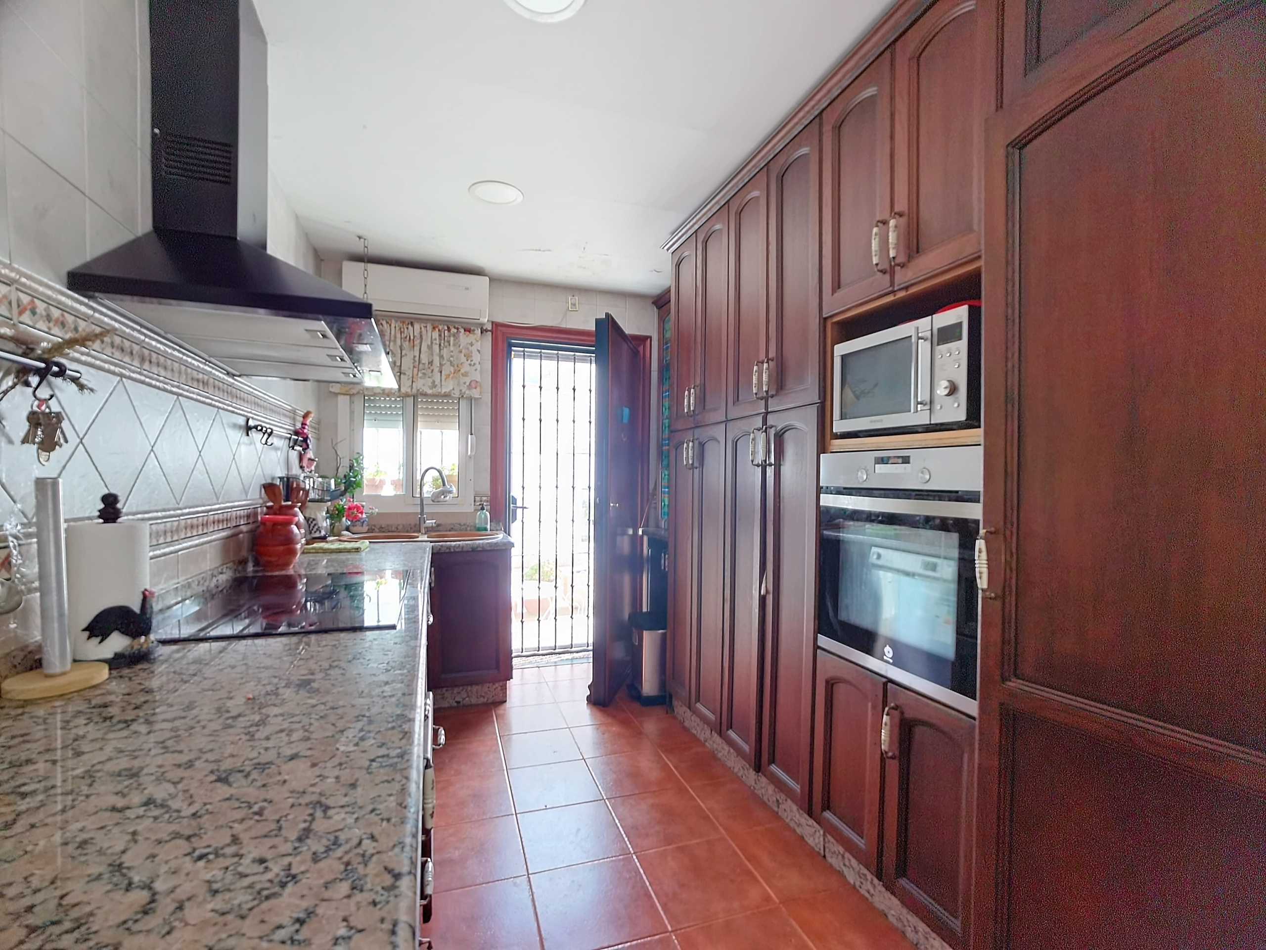 4-1_f3d808a8-6e30-4093-9d01-2dbd6bb73d28