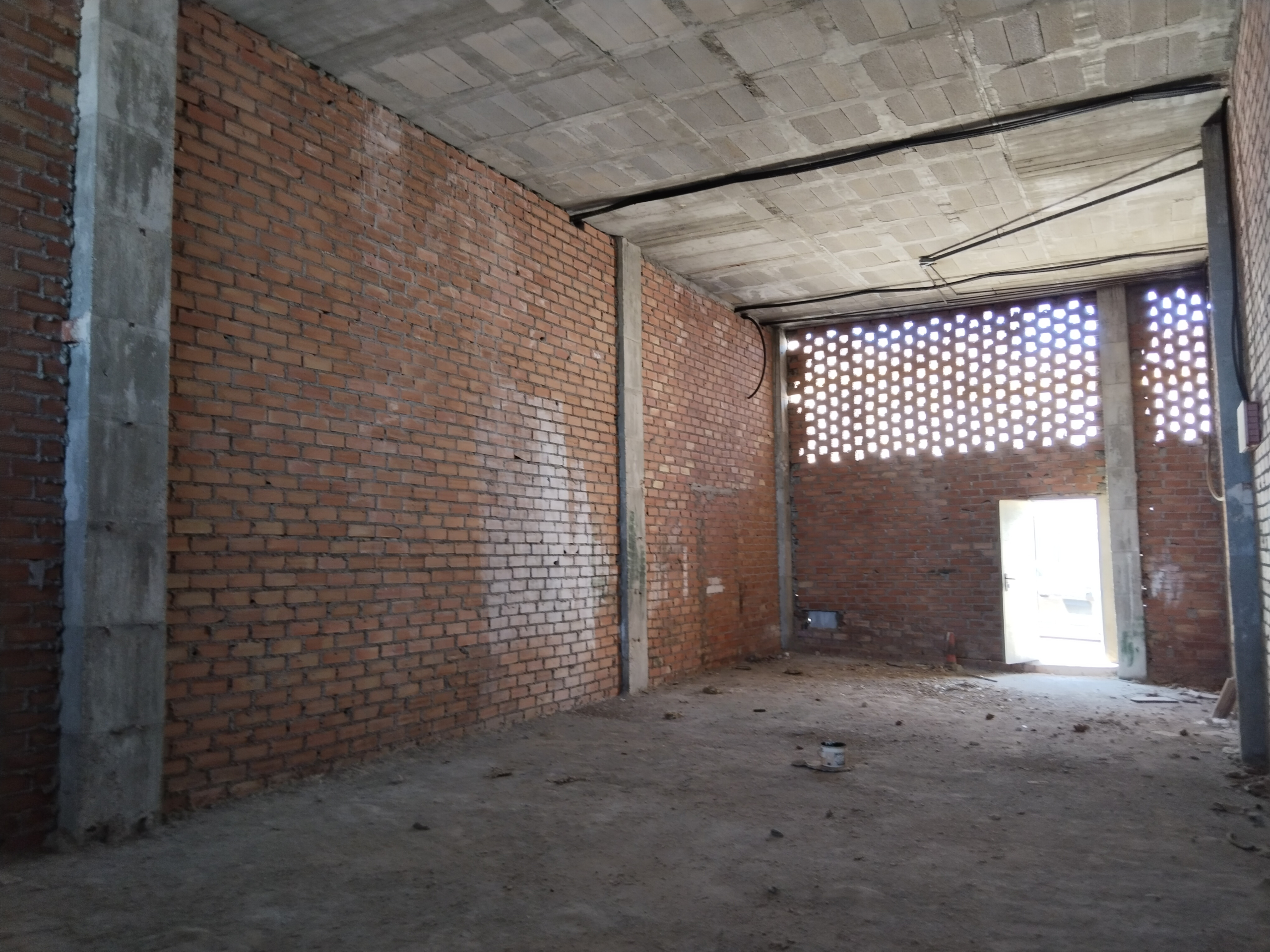 4_23728d39-f013-42af-b96b-53bbe2bde2d1