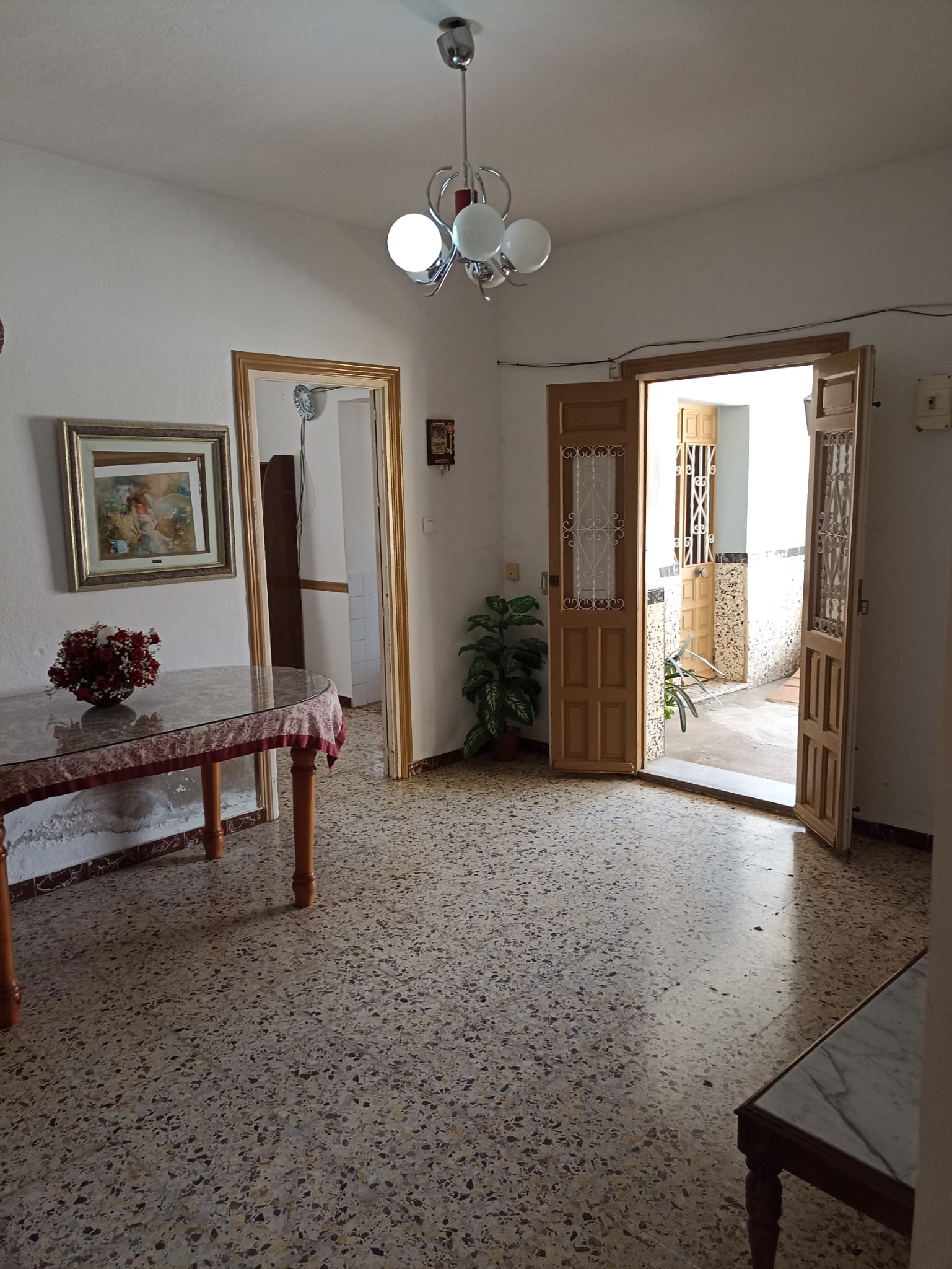 4_8498769e-89b2-49a9-a7f2-dc3571f6309e