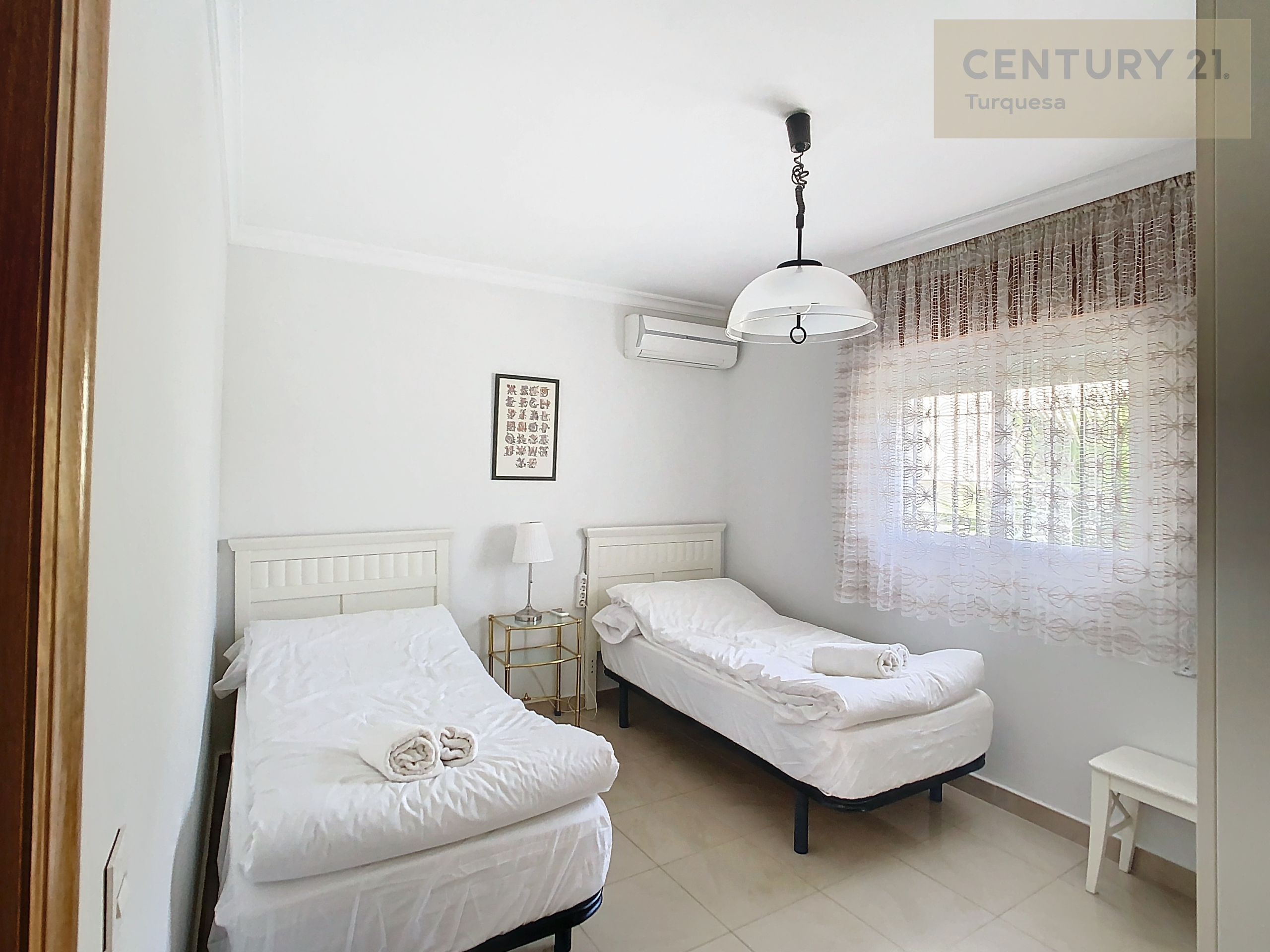 4_e19e9bf0-2ab7-4aa2-8ed1-a86142cffb8e