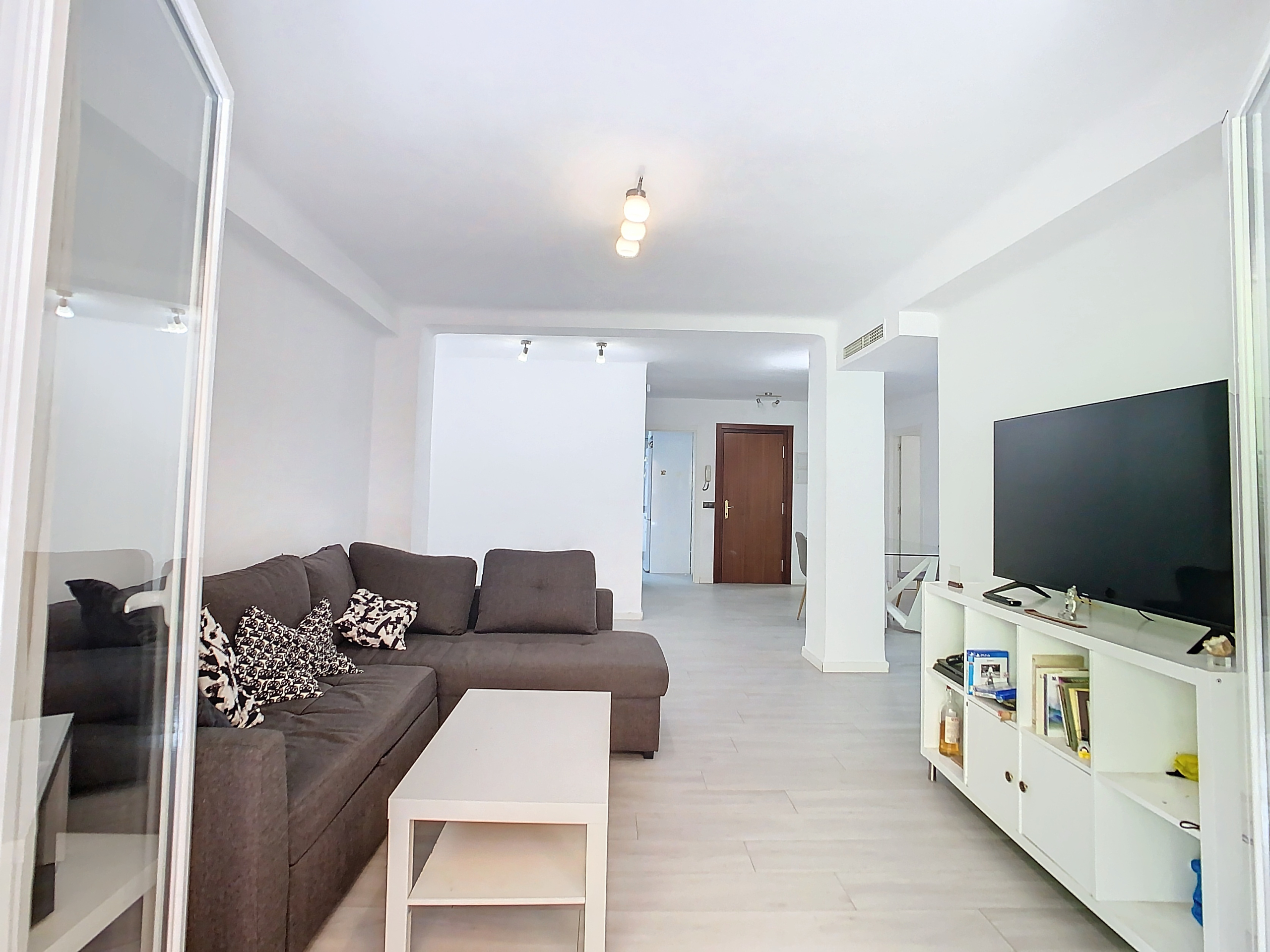 5_94da2e0c-e5b3-488a-bf7a-04ca6617d93c