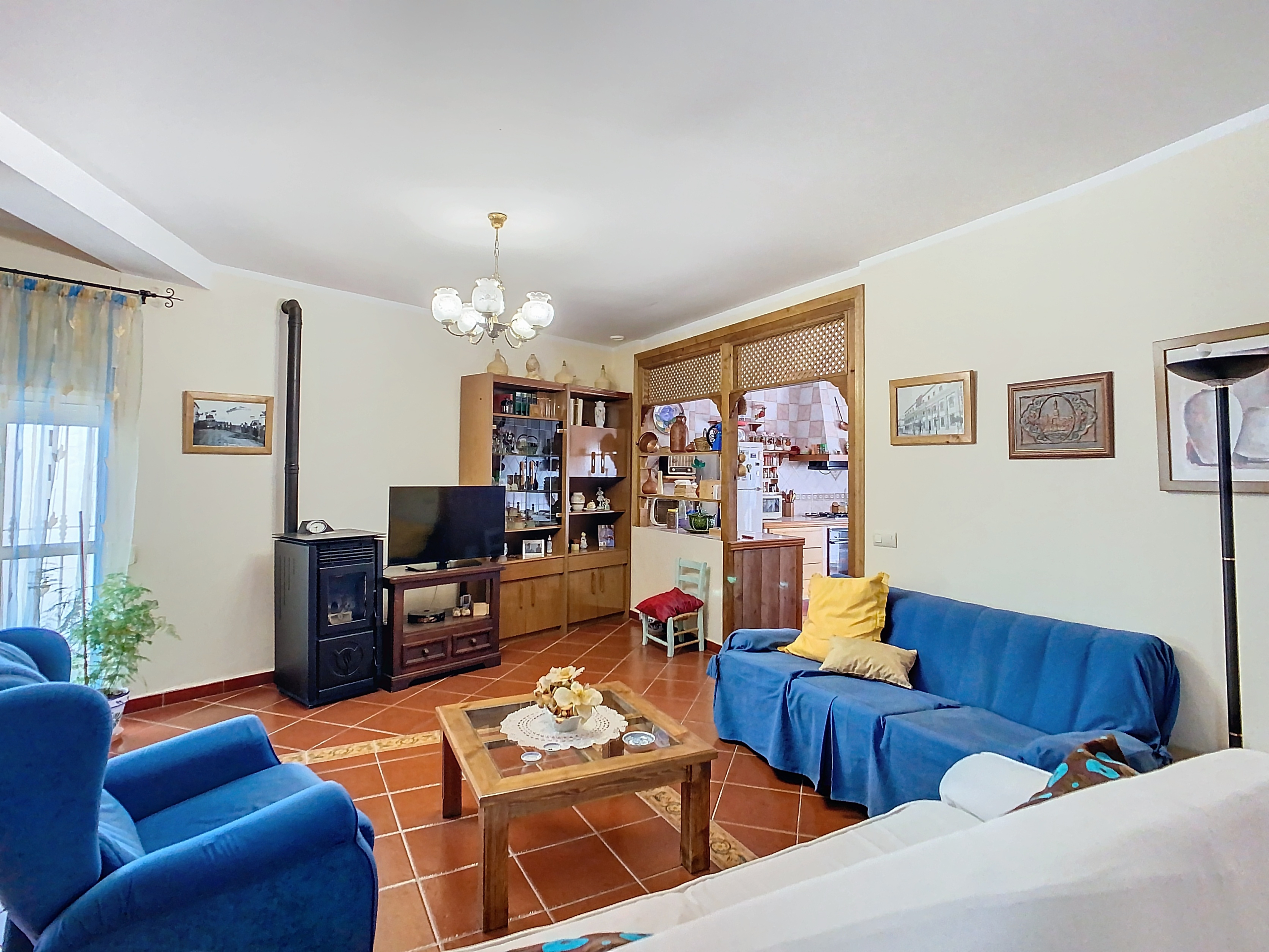 6-salon-diagonal-jpg_3a09d345-09fb-435c-8418-f90bb365f2fb