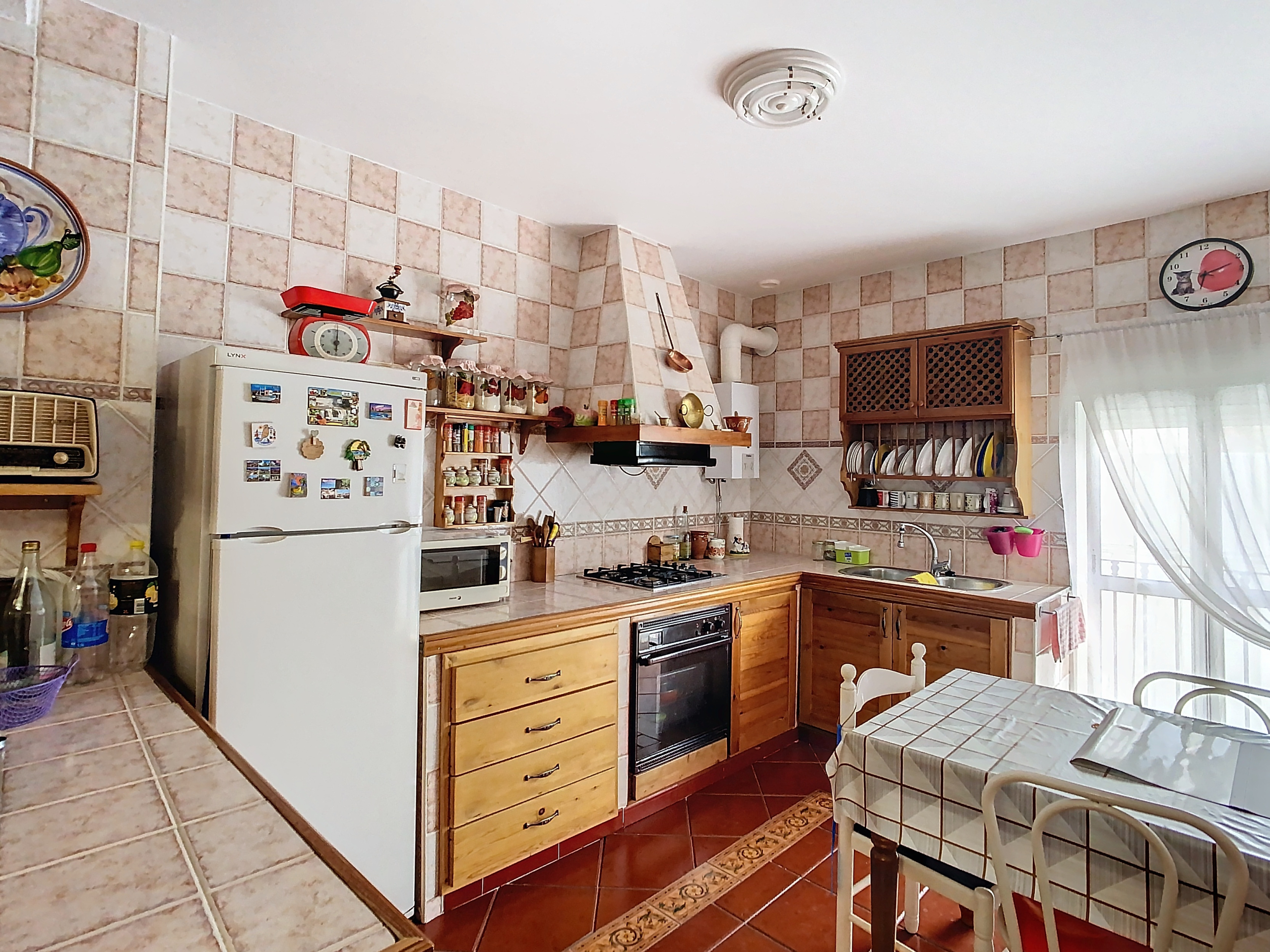 7-cocina-1-jpg_eaf4620d-035a-4265-bde1-94a62d474cba