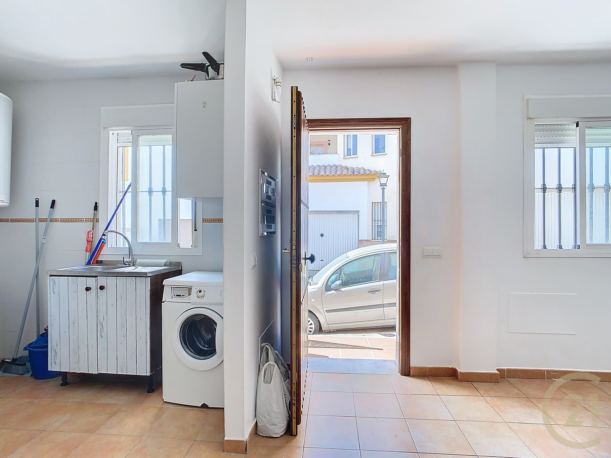 8_f314bb3c-8171-40b9-bf60-57c53072365a