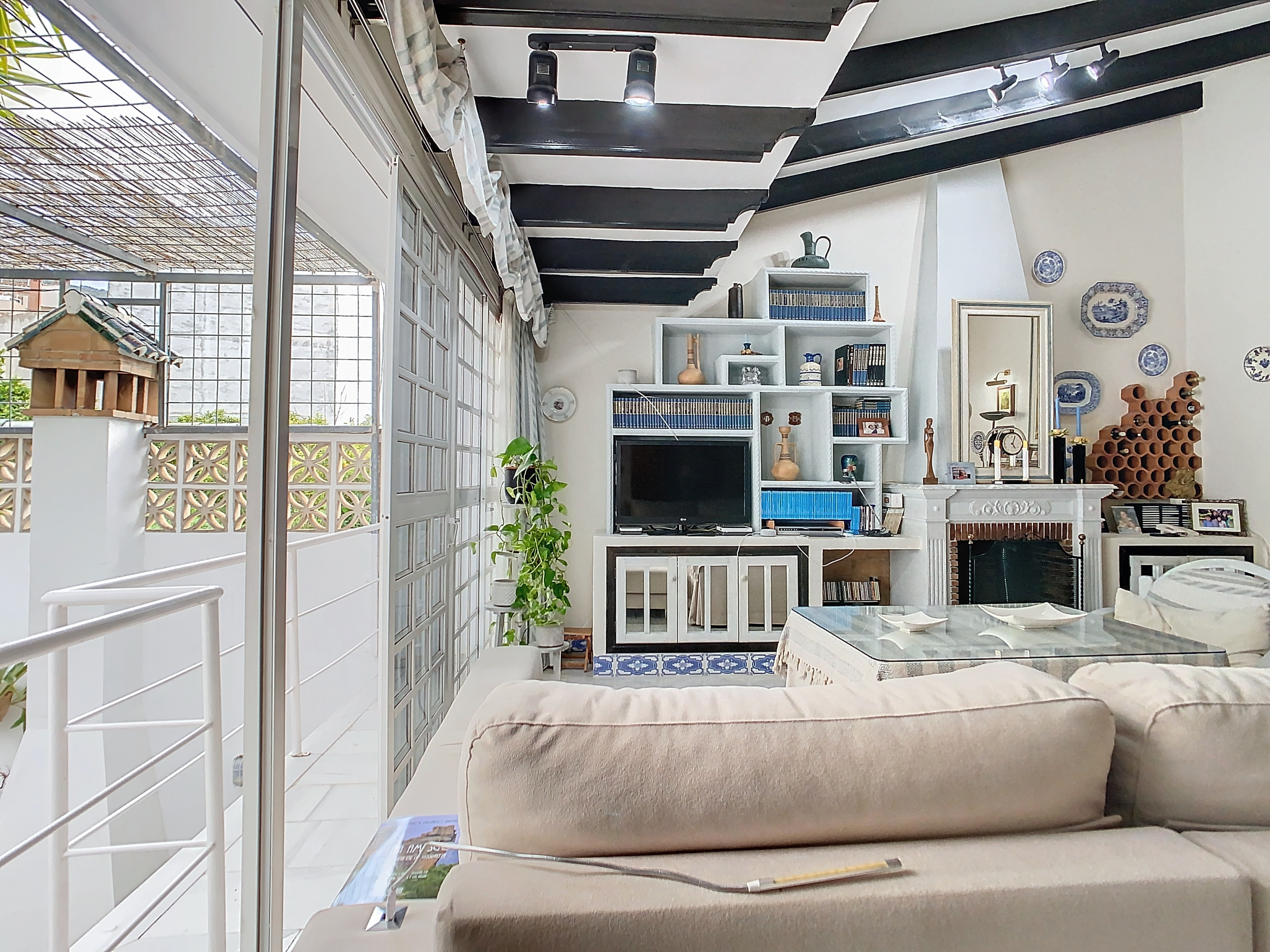 8_fe6cf301-cc90-4131-8452-16c75f3ac134