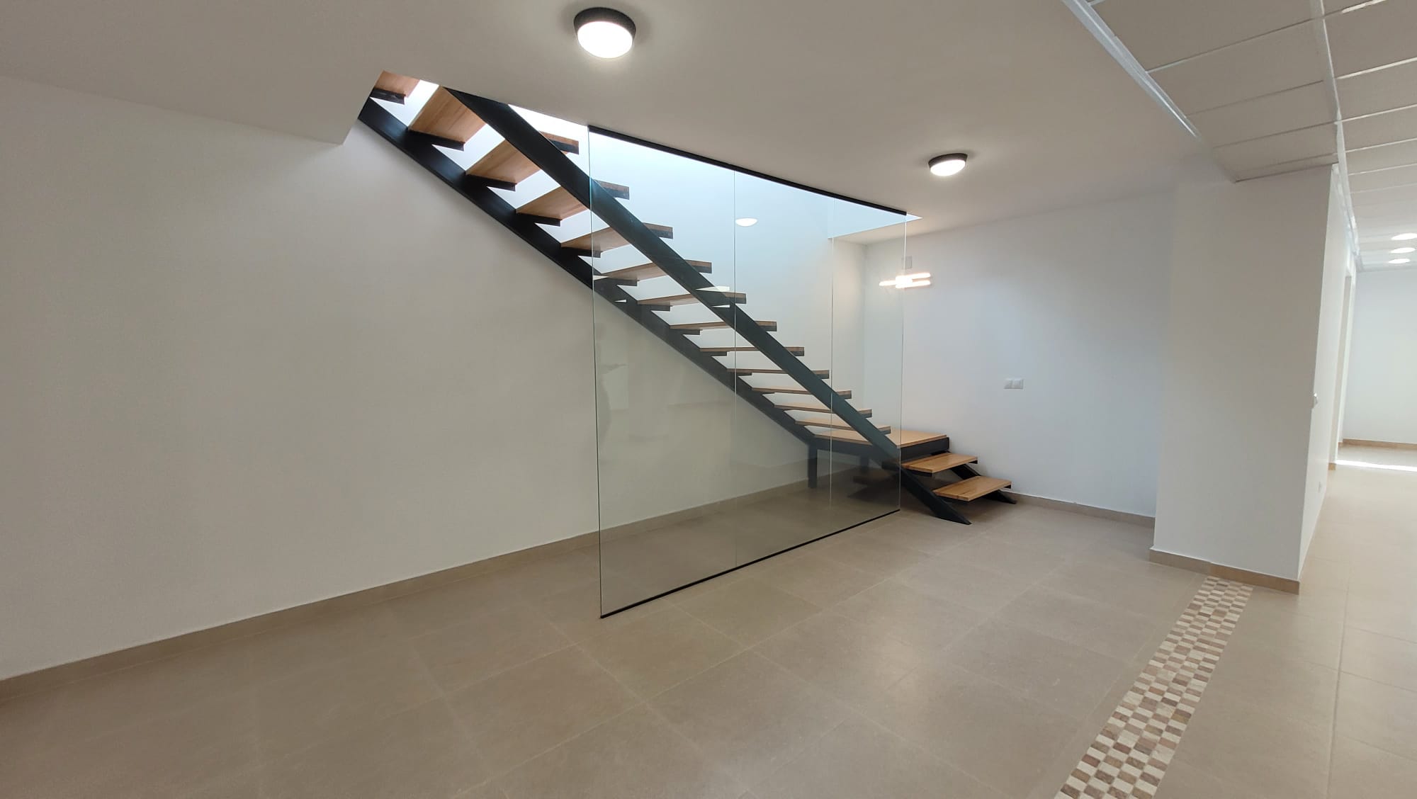 8e47efbb-8440-4c6e-9601-fed5272a4715_b62348de-2bee-4846-b7e4-d5ee0a45deb1