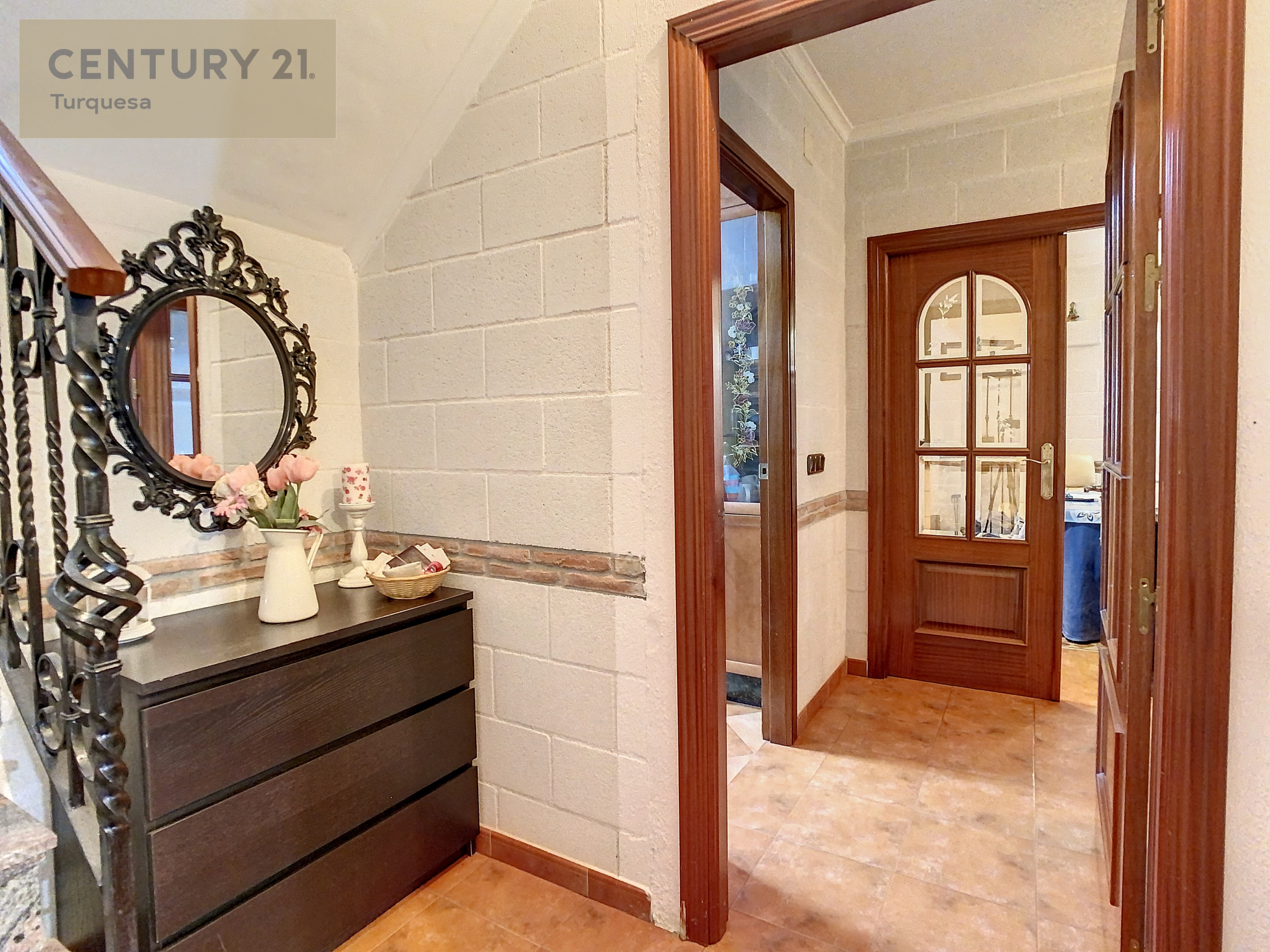 9_af796f12-1559-422e-815c-58877c4e8a3d