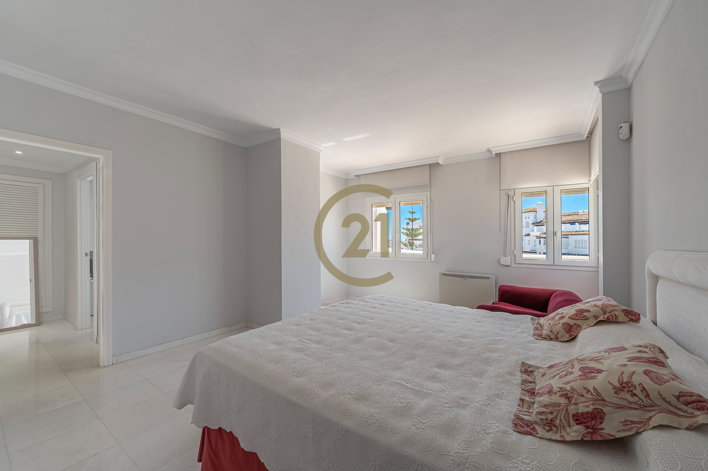 a-sel-9_26ced22c-deb2-4ffa-bbab-920e87e8aba9