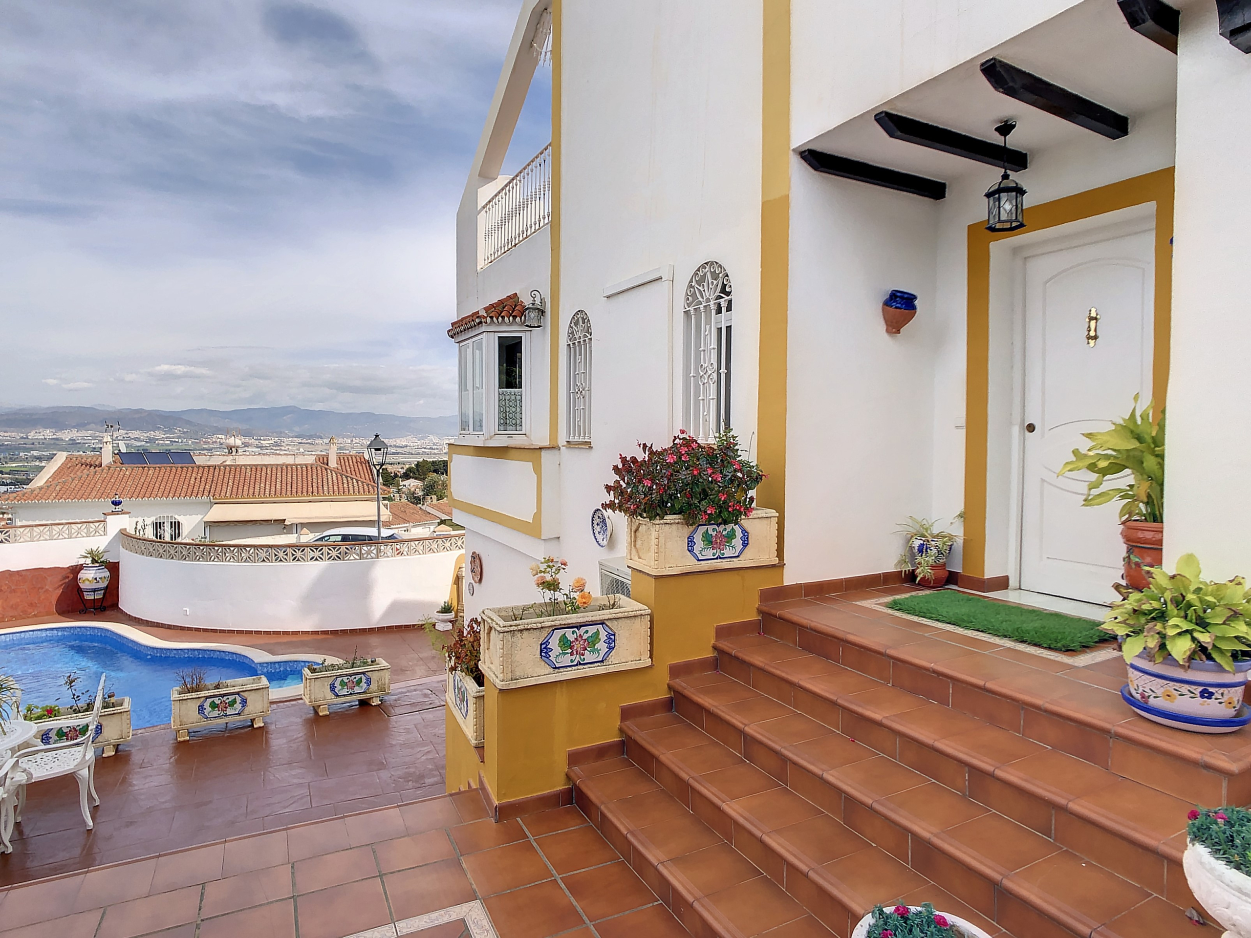 alhaurincinthya-1677235099-1677239316-39330-37d78a1_c2e15778-1564-417c-b86d-8fec6026dacd