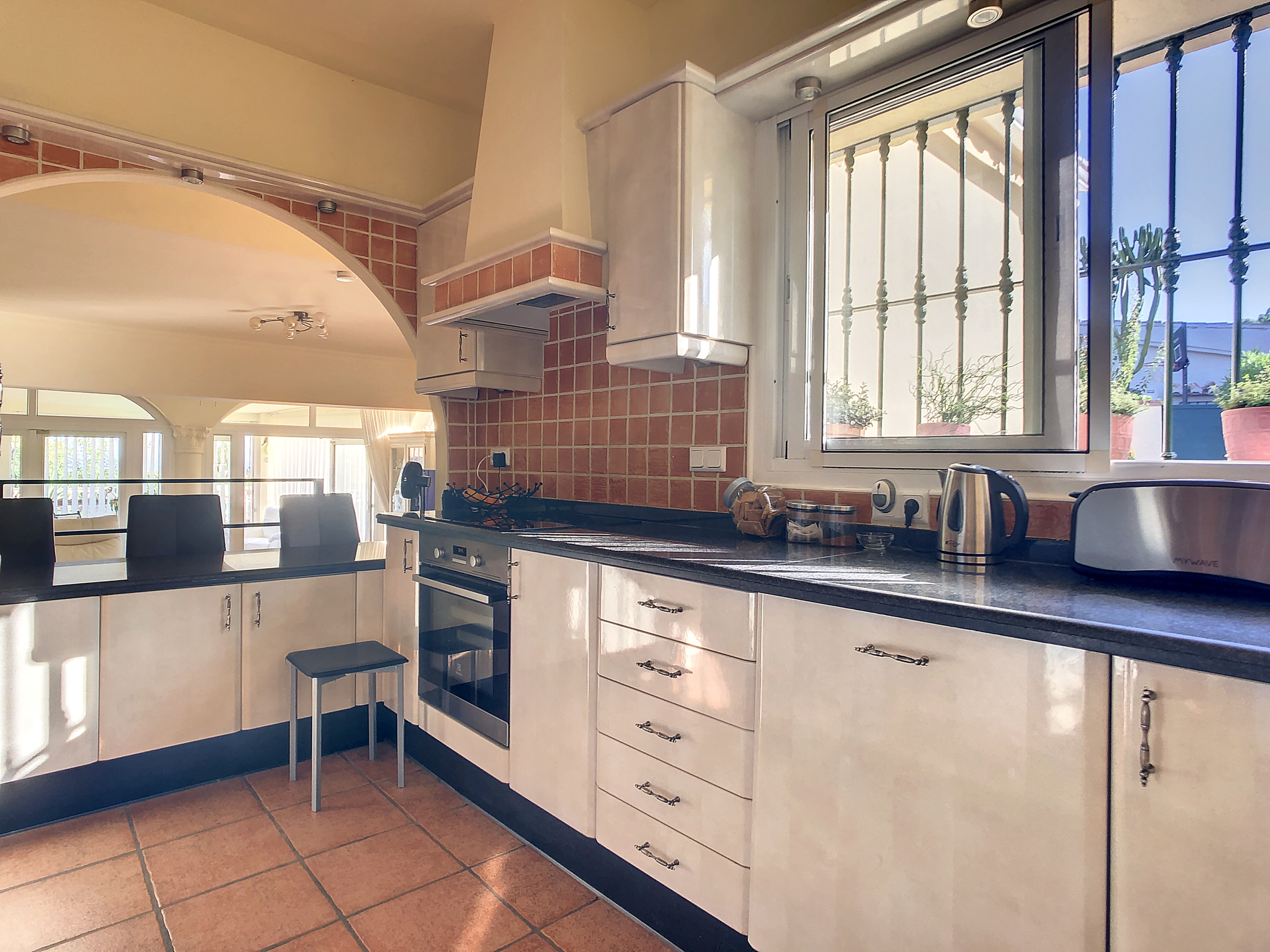 bellavista7chaparral-1692632842-1692636401-36424-ea25ff4_0a00be56-66a2-4e16-914f-f441f47b43a1