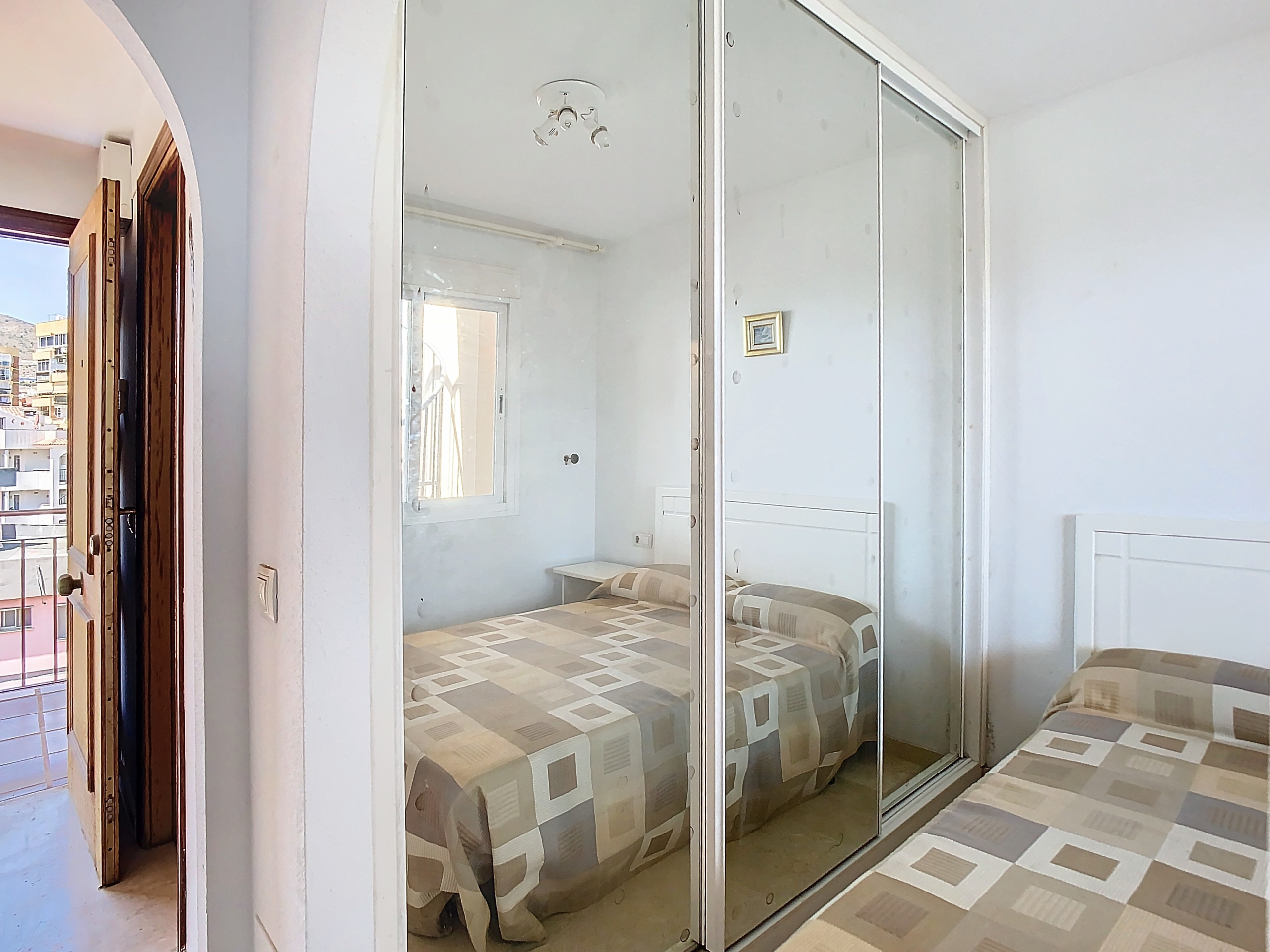 calleaguacate-1722602862-1722603136-03215-b150920_3b042d62-de4f-448d-84b8-82fca414f4e9