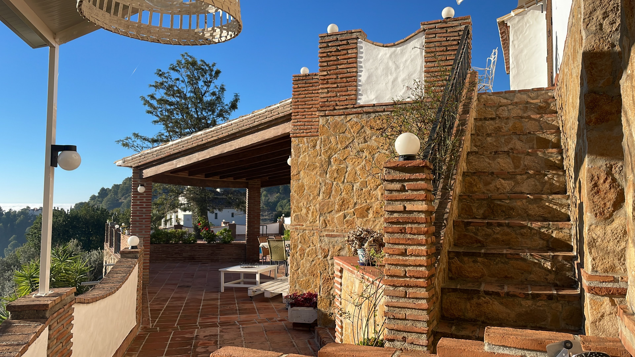 d98417bc-089a-4638-8a18-ab1713feb397_13006aa2-e960-48e9-9579-fc9e1e94f00b