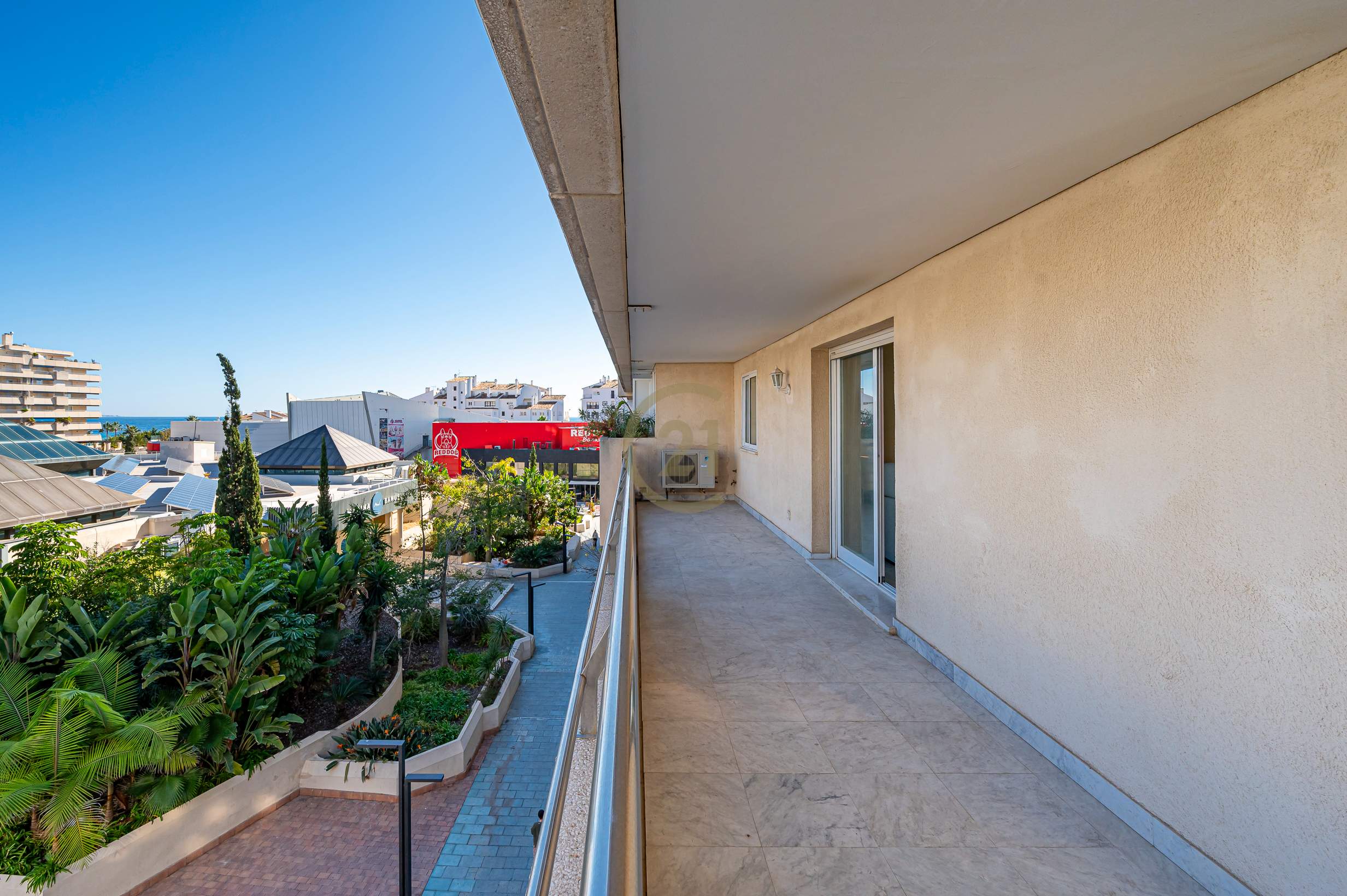 dsc-2406_ea812026-6fc5-4161-a3bb-e0ba3ed25f15