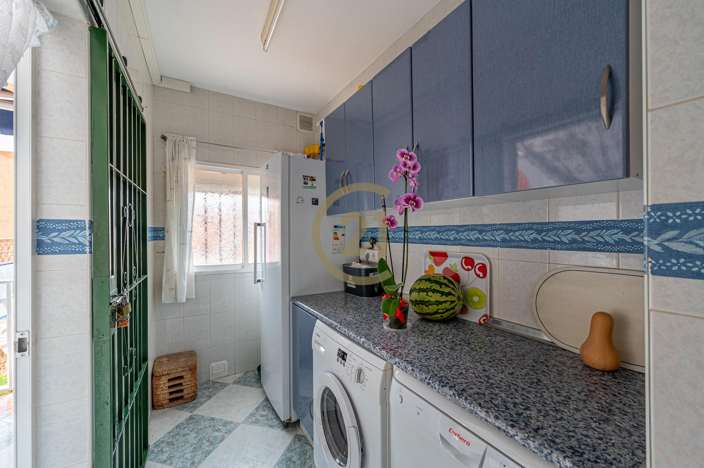 dsc-2651-hdr_44b98765-94f1-4fa2-87e0-22e1a42cc60e