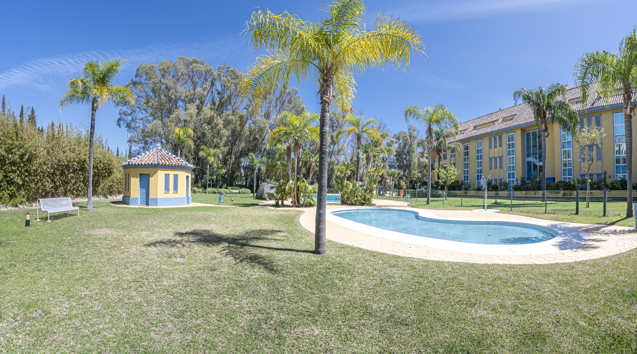 dsc-3700-pano_a8511994-3c06-41f6-898c-36c06546ba40