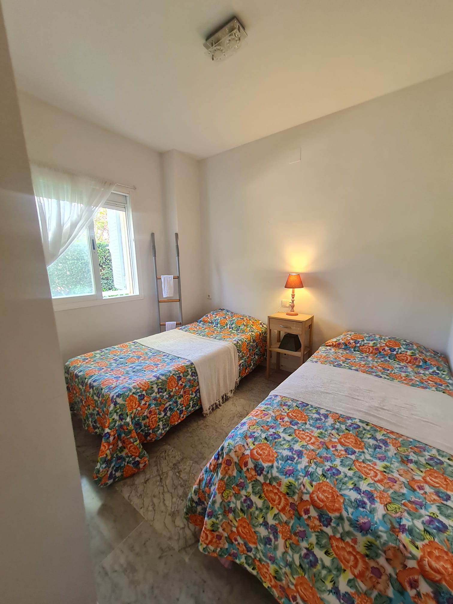 hb-habitacion-2_73b74200-86d0-4c0a-9e3a-be945a076ec2