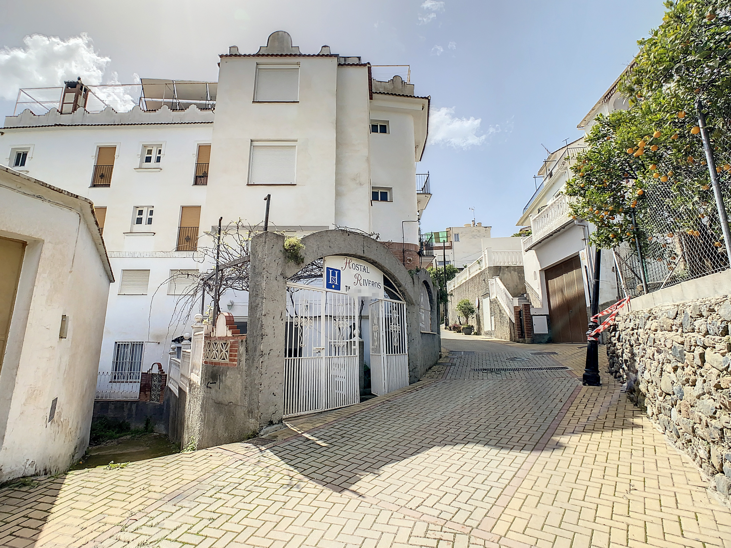 hotelriveratolox-1648639669-1648639808-39868-21e7515_0521d661-c9c1-4dac-8c7f-7c090b6ab1b2