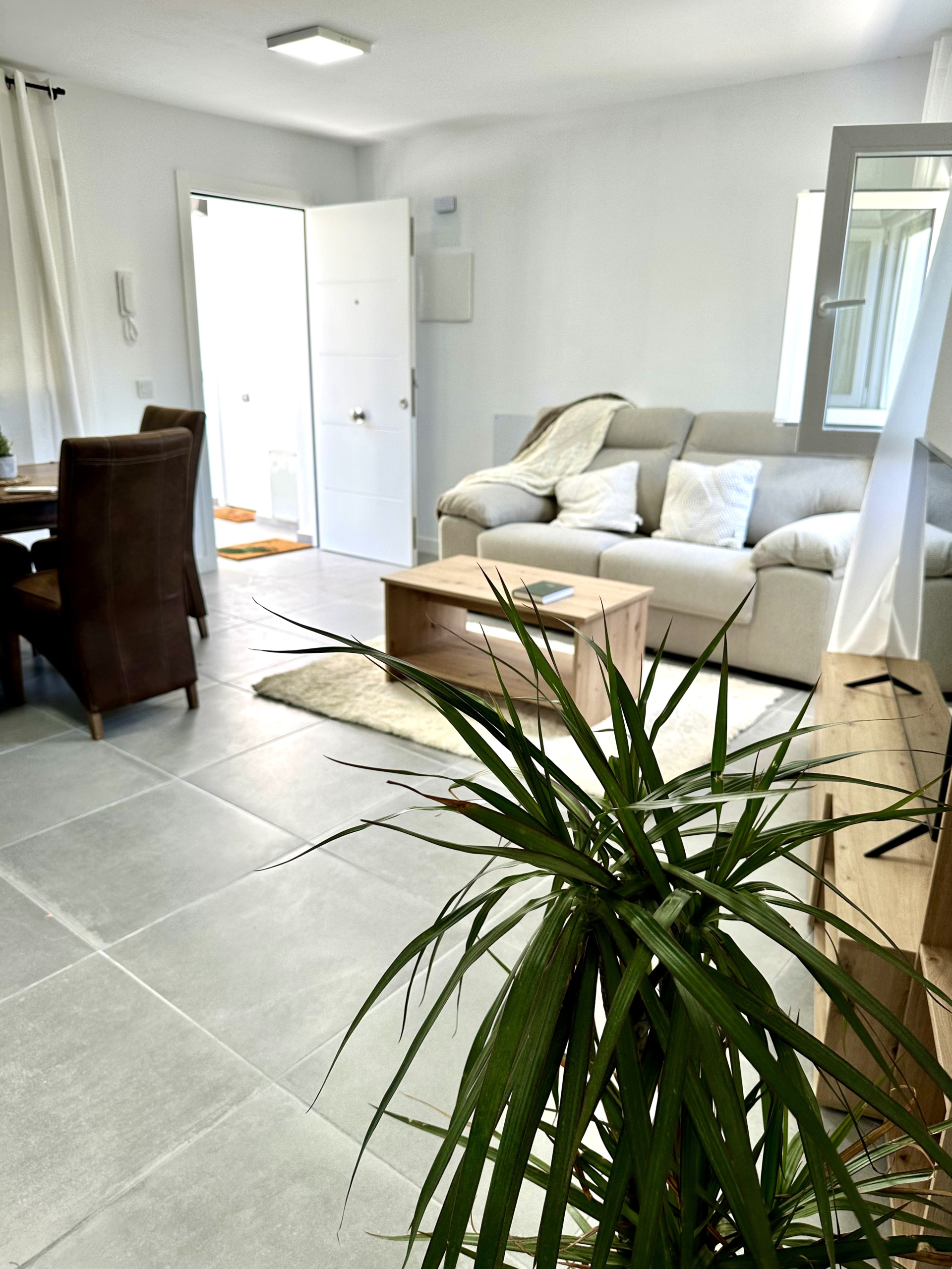 image00008_b129ecaa-3dc3-4c54-9f50-79fac2a38d04