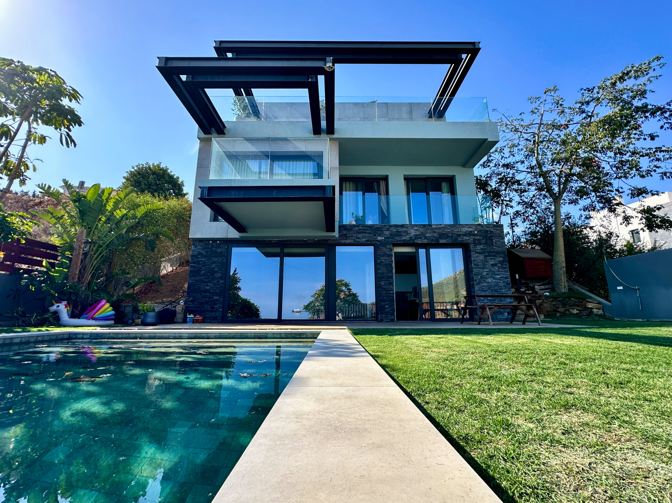 img-0386_b60b1162-b79d-4a7e-a5e5-48b6ac15c61d