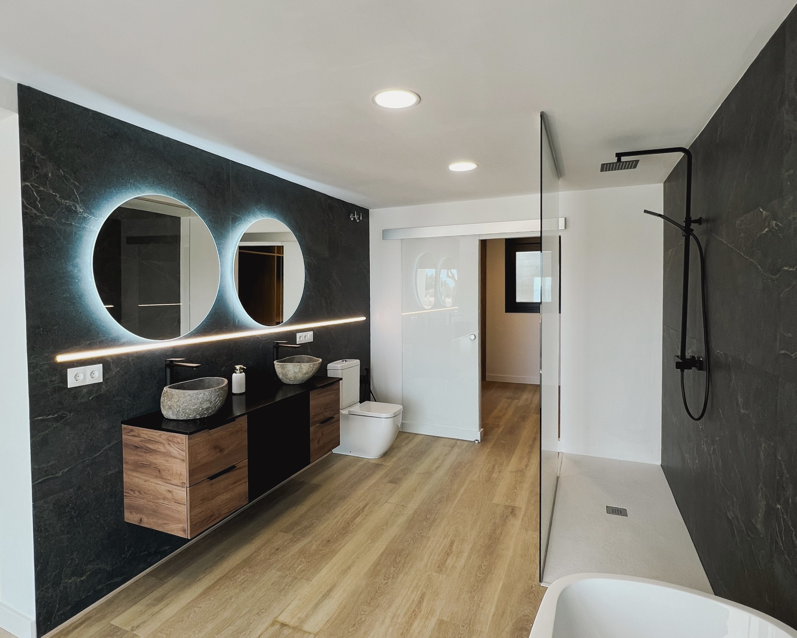 img-1843_21db0561-6a9e-425c-a079-8efa36b399c2