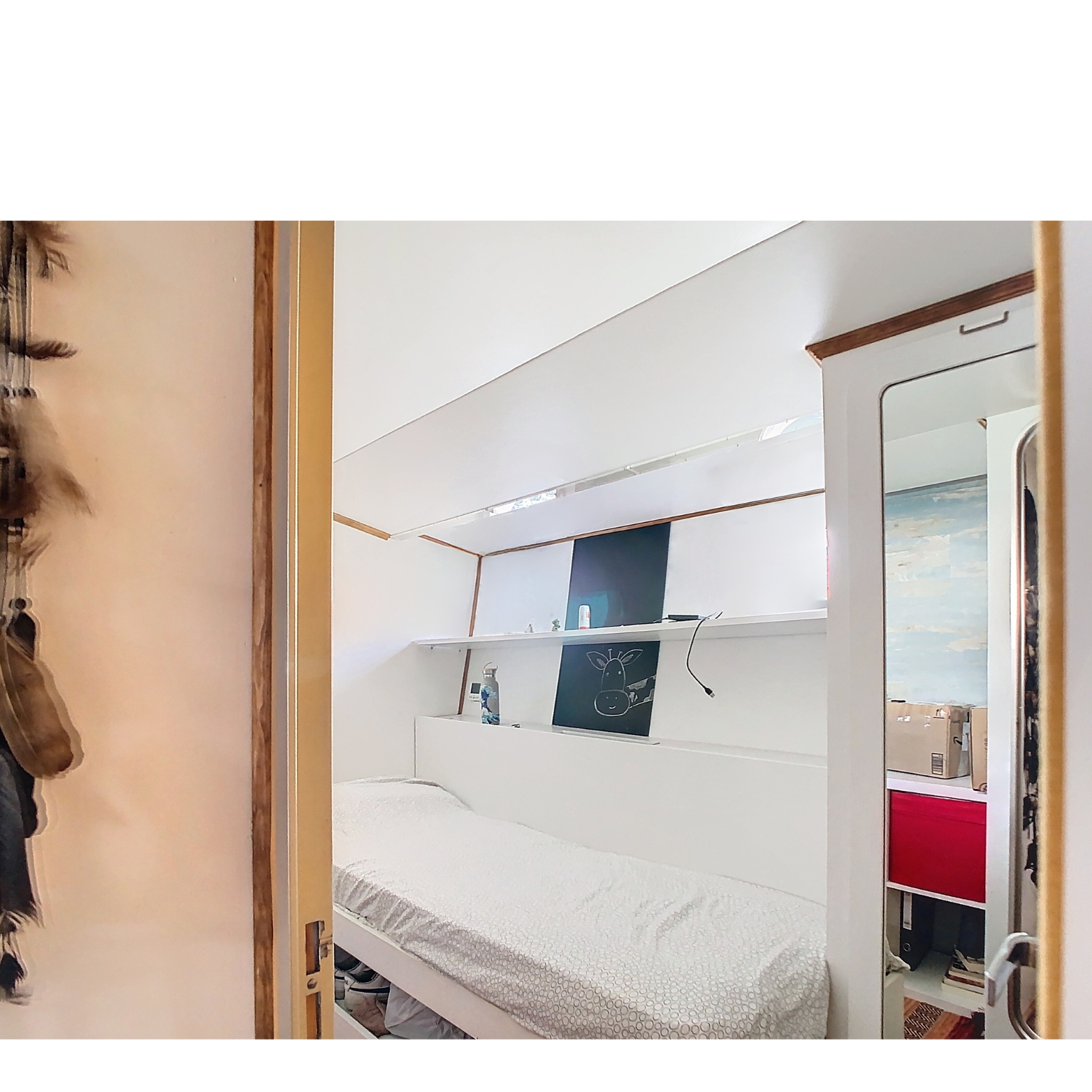 logo-con-tipografia-para-iniciales-del-nombre-profesional-circular-limpio-elegante-blanco-negro-2-_261321e5-d60d-41d9-9a1d-0fcefc2693fb