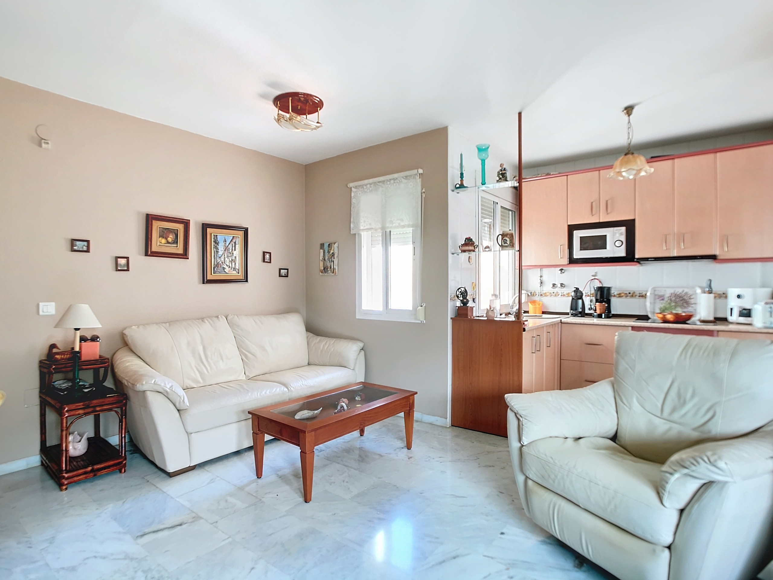 marina-malasana-8-00001-0c11dea_c292b79e-1581-4cc9-a1f4-2be5313d9c19