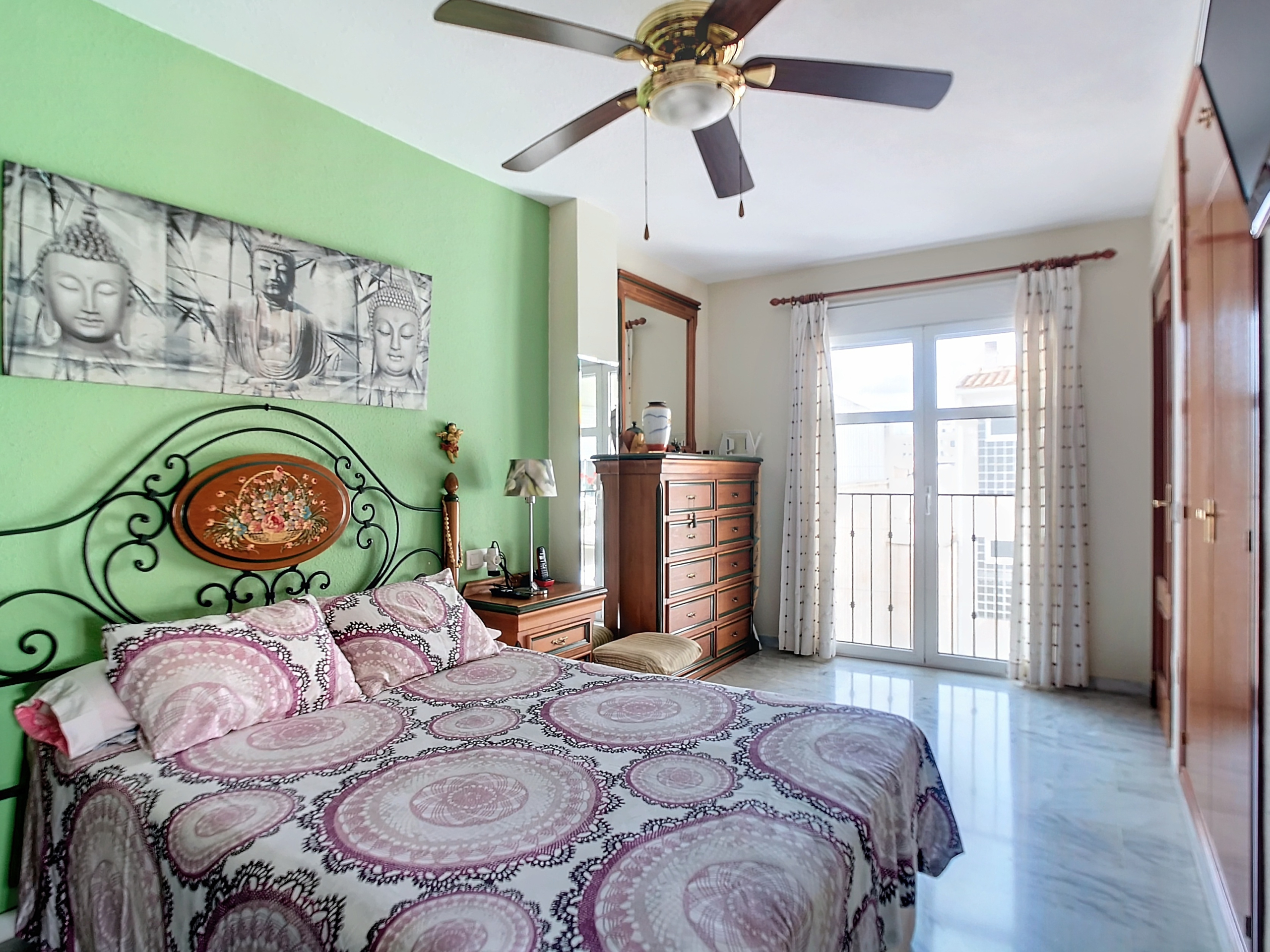 marina-malasana-8-00012-9894f02_b6b79e85-a9f9-445f-8cf7-fab02963fe1d