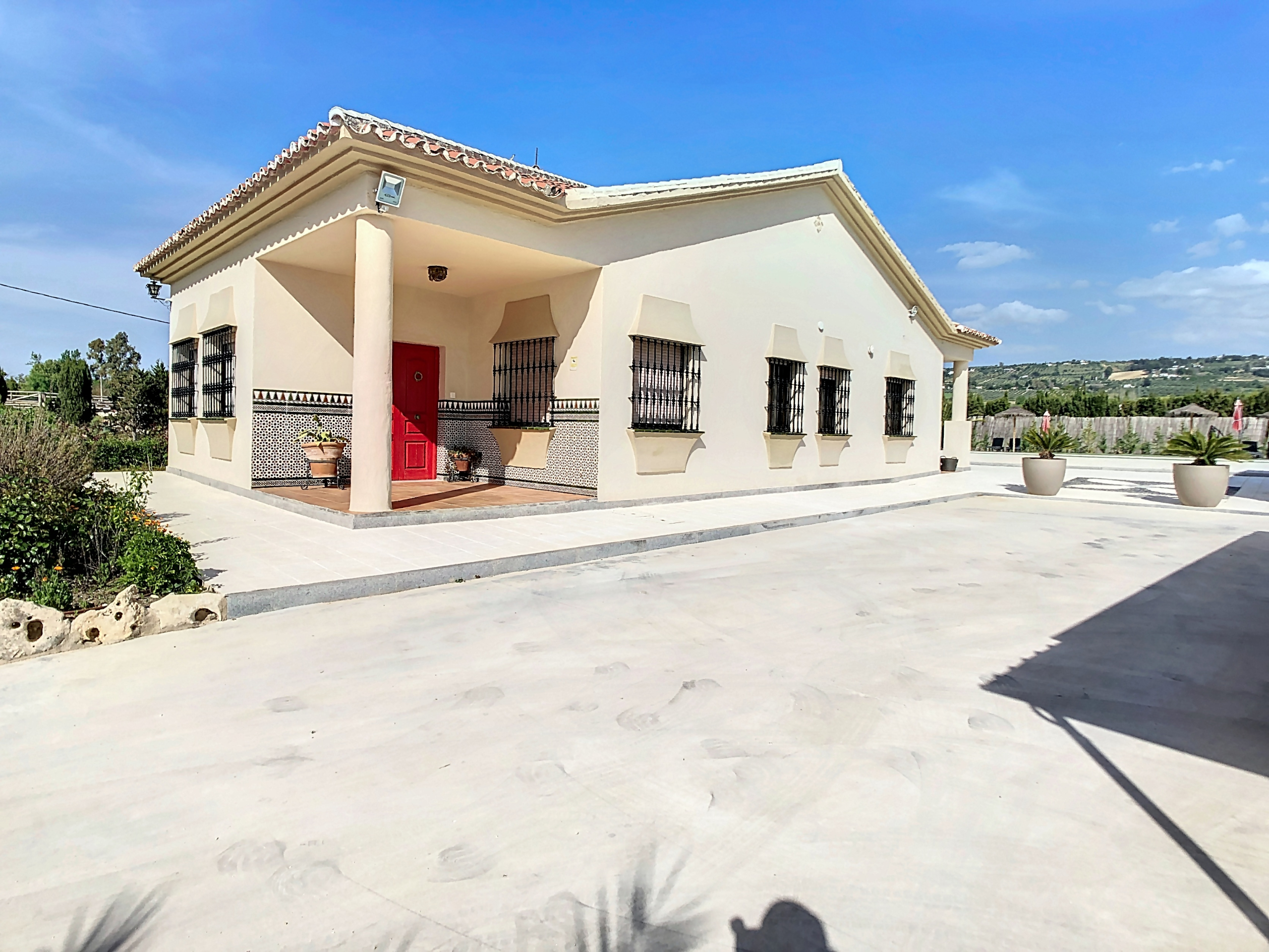 ronda-1713368922-1713369141-69186-7f4f544_819aef51-e180-404a-9bc7-16fd8b79b1e0