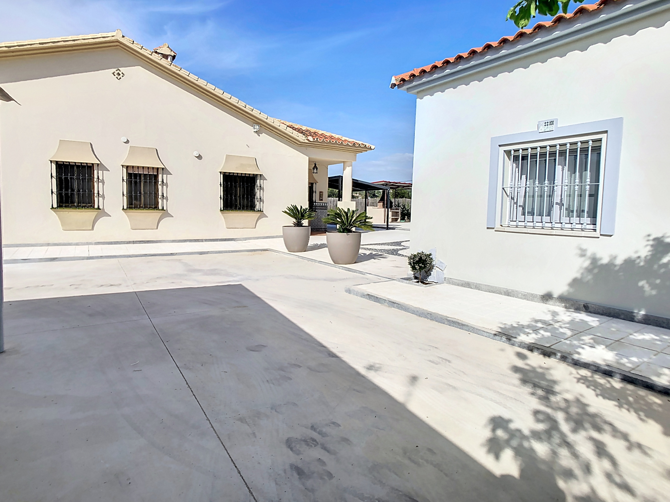 ronda-1713368922-1713369597-69628-ef3e814_3bd87b0f-a78a-4398-9bc0-ac974b8a41d1