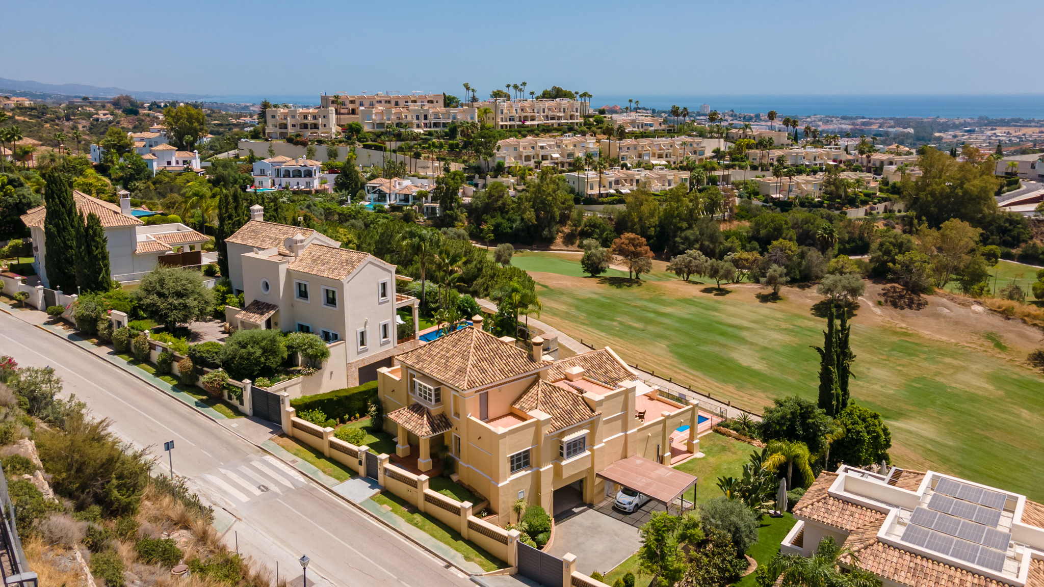 villa-3d-av-tomas-pascual-212-benahavis-44_3eaa0111-24c4-4e21-8475-1f1533d355f6