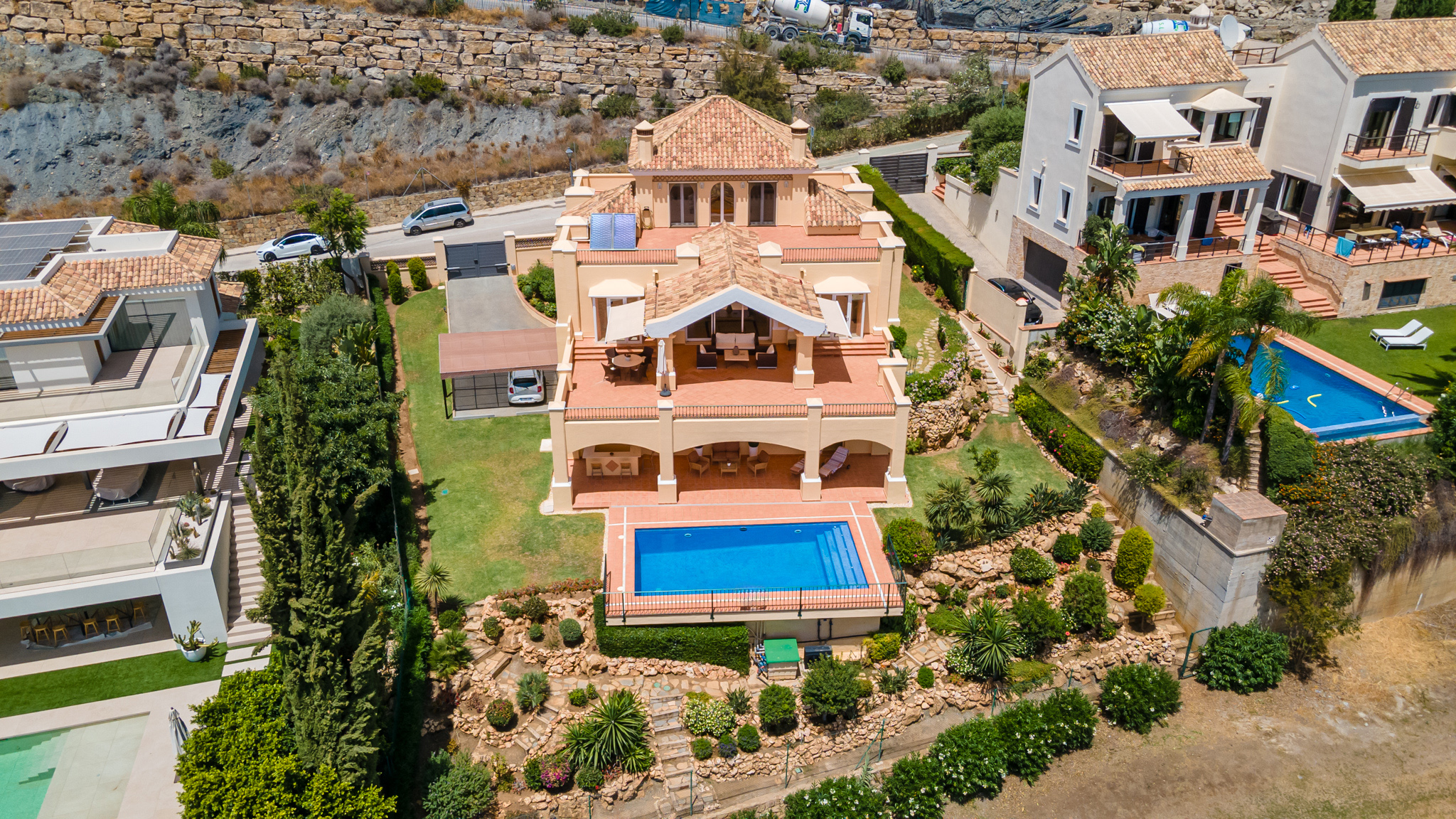 villa-3d-av-tomas-pascual-212-benahavis-46_803793d4-4c36-4a76-881a-9ca6dd661419