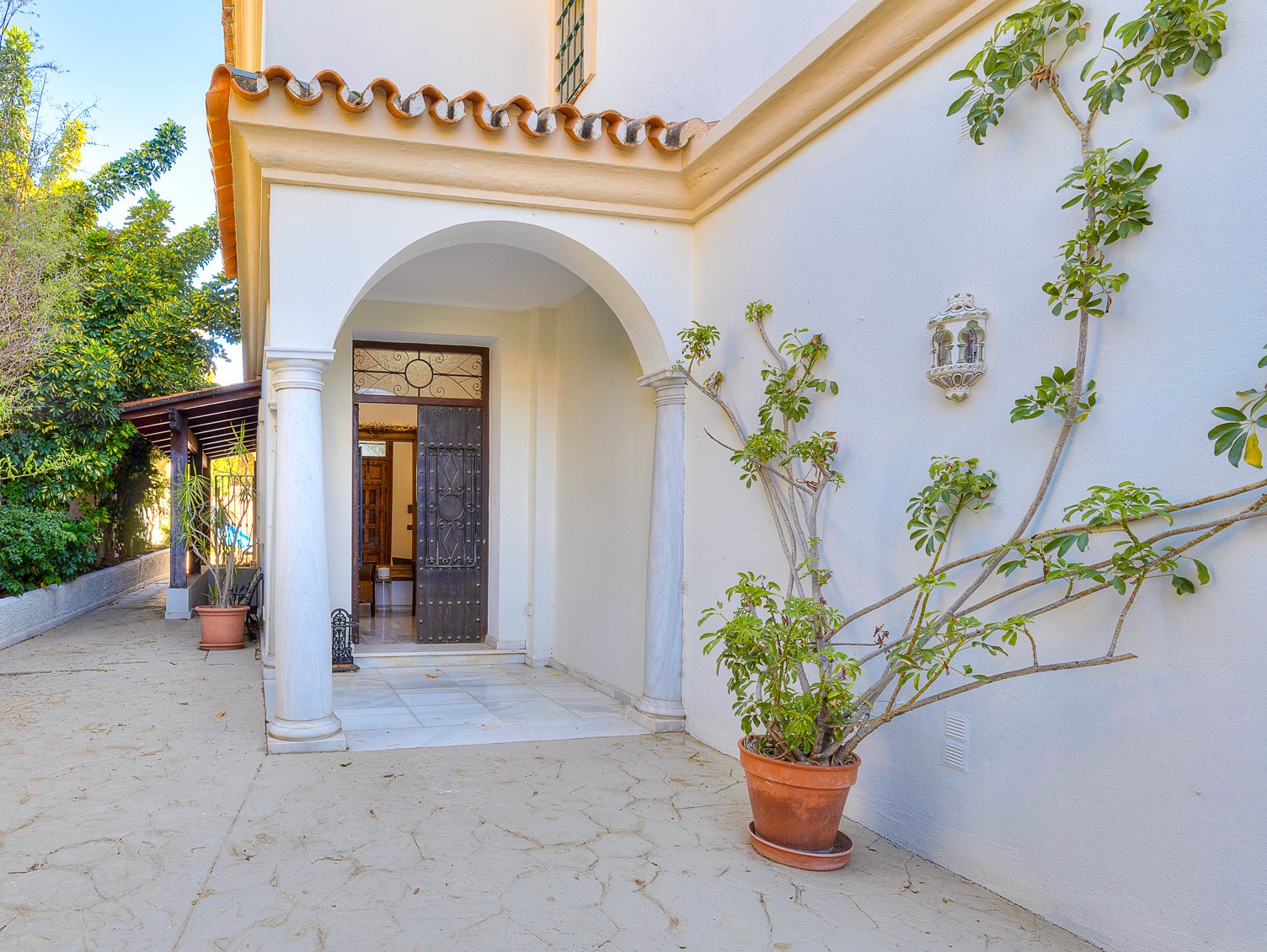 villa-5d-c-4-no18-urb-valle-del-sol-2_13fbabc0-749d-41a2-94ec-642a7c1f341b