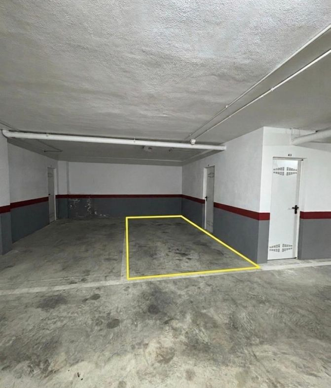 671